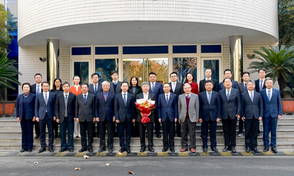 追求卓越、勇攀高峰，同济大学2025年新当选院士师生座谈会举行