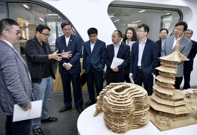 参观建筑与城市规划学院