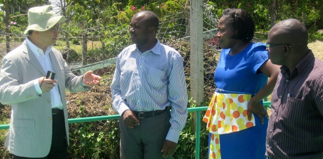 1 肯尼亚基苏木市水源地考察