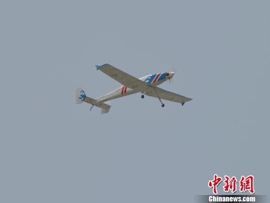 中新网飞机照3