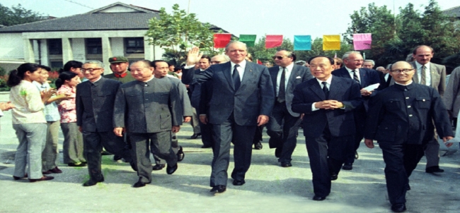 1982年10月15日卡斯腾斯总统来访 1982年10月15日卡斯腾斯总统来访