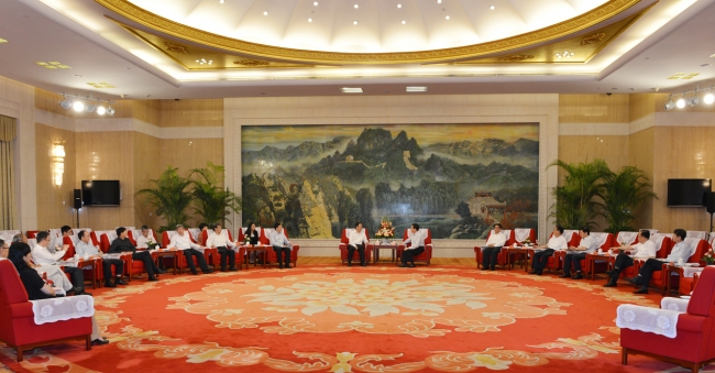 黄兴国会见-1 黄兴国会见-1