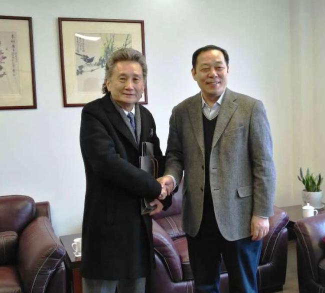 杨书记会见逢甲董事长 杨书记会见逢甲董事长