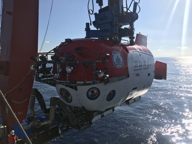 深海勇士号 深海勇士号